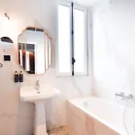 Hotel Bohem, Sacre-Coeur