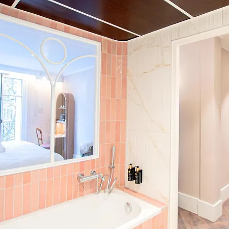 Hotel Bohem, Sacré-cœur 4*