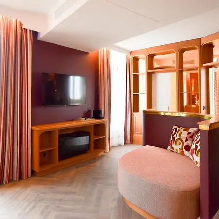 Bohem, Sacré-cœur 4*